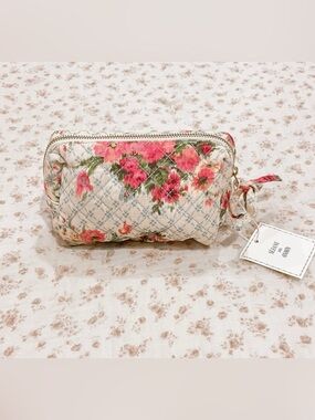 Sezane x Andion Beauty Case NWT